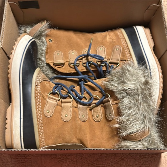 Sorel Joan of Ark - Picture 1 of 1